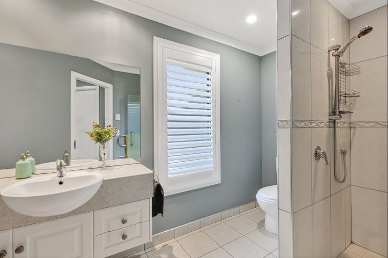 Photo of property in 4 Cooper Crescent, Cambridge, 3434