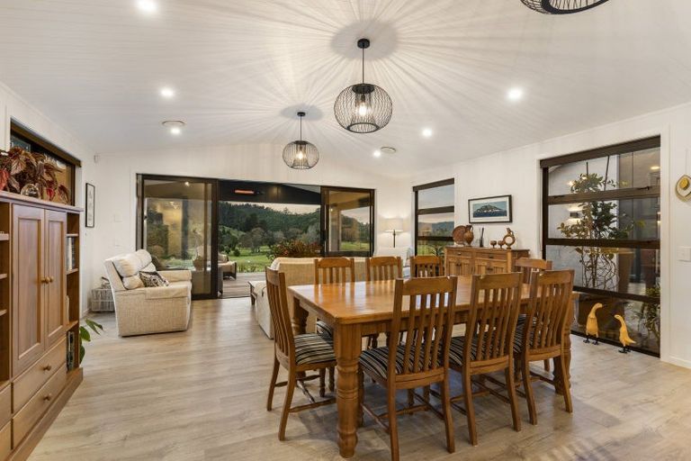 Photo of property in 19 Titoki Lane, Whangamata, 3691