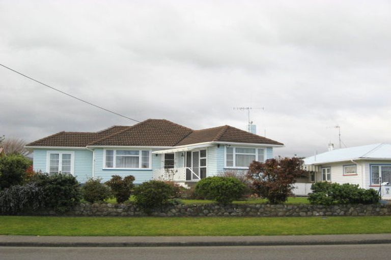 Photo of property in 196 Cambridge Street, Levin, 5510