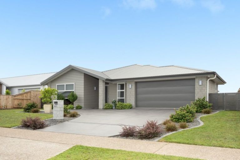 Photo of property in 61 Te Ranga Memorial Drive, Pyes Pa, Tauranga, 3112
