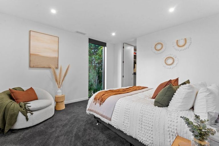 Photo of property in 17a Roland Road, Greenhithe, Auckland, 0632