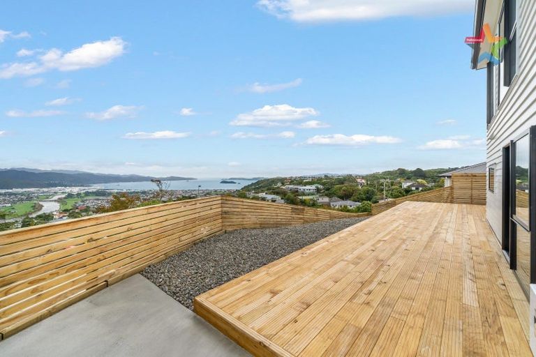 Photo of property in 12 Poto Road, Normandale, Lower Hutt, 5010