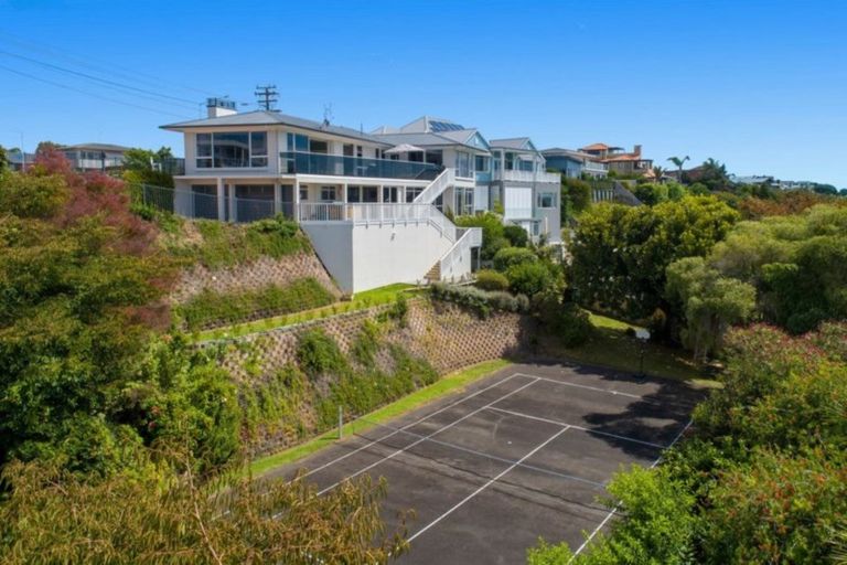 Photo of property in 131 Ngatai Road, Otumoetai, Tauranga, 3110