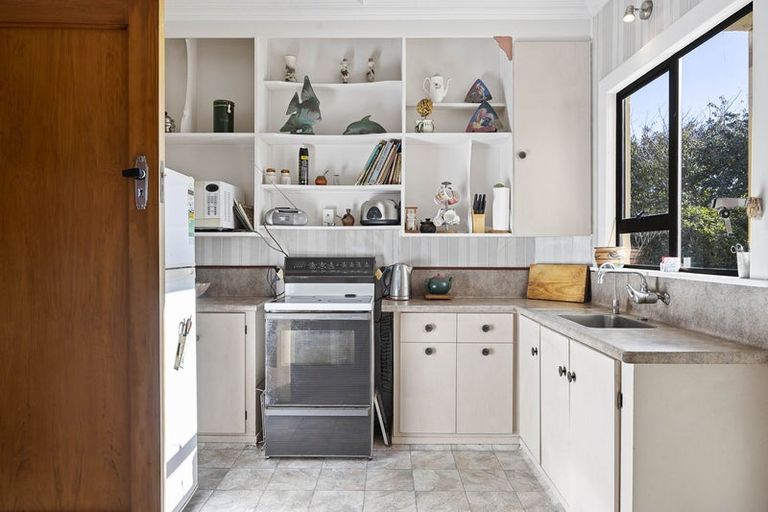 Photo of property in 18 Egmont Street, Hawera, 4610