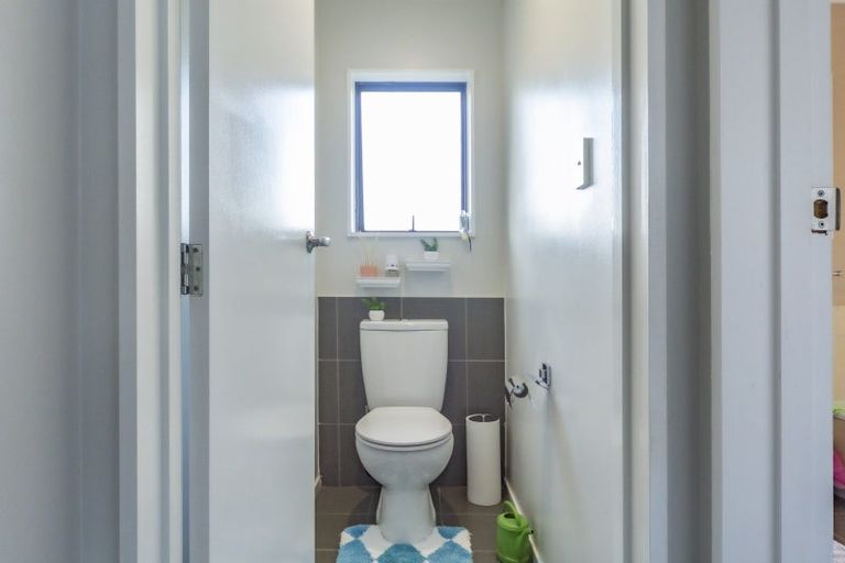 Photo of property in 32b Somerset Crescent, Highbury, Palmerston North, 4412