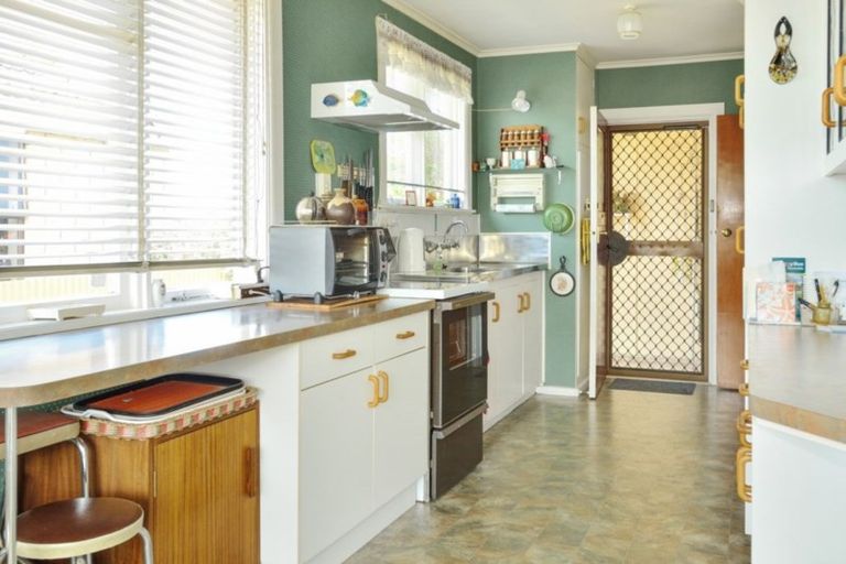 Photo of property in 759 Childers Road, Elgin, Gisborne, 4010