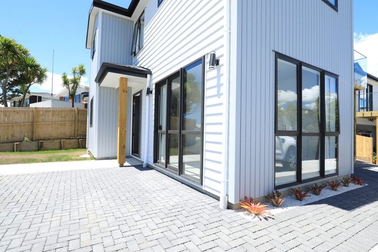 Photo of property in 58a Sorrel Crescent, Bucklands Beach, Auckland, 2012