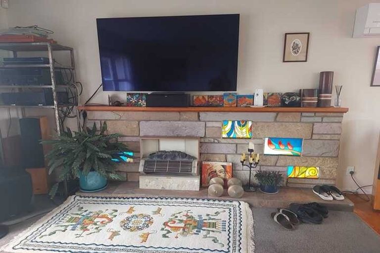 Photo of property in 15 Wakefield Road, Favona, Auckland, 2024