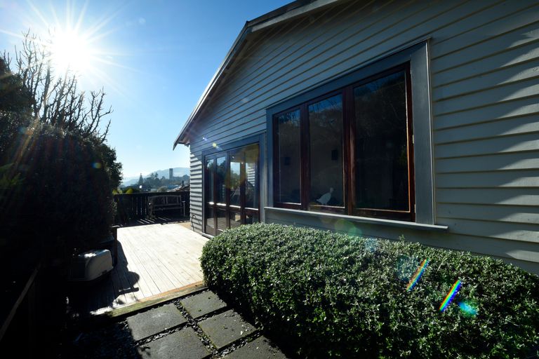 Photo of property in 6 Renwick Place, Nelson South, Nelson, 7010