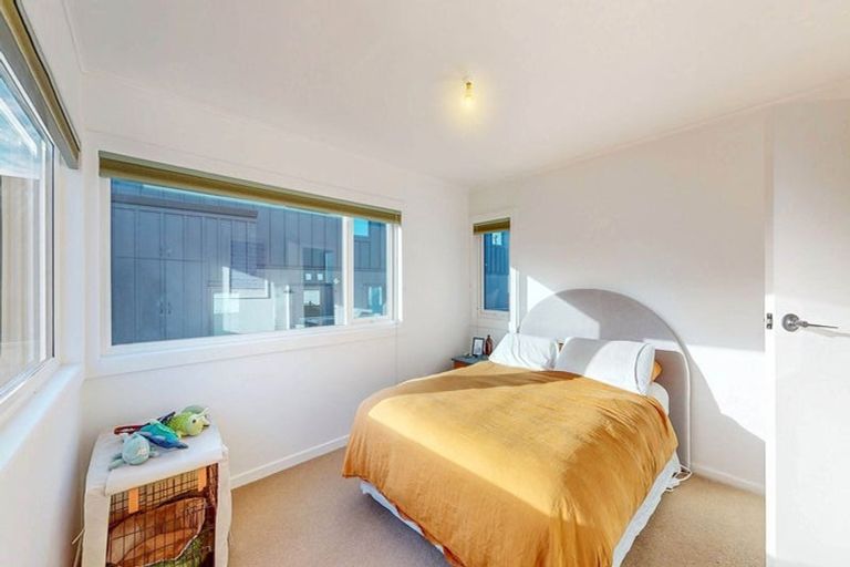 Photo of property in 132 Mitchell Street, Brooklyn, Wellington, 6021