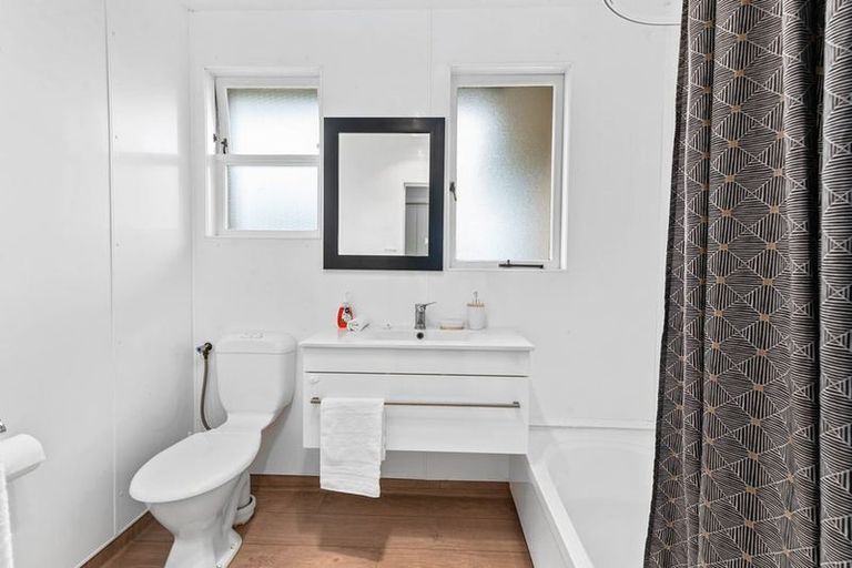 Photo of property in 20 Clyde Street, Utuhina, Rotorua, 3015