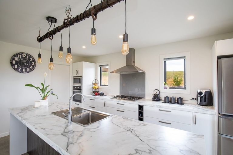 Photo of property in 25 Scrubby Gully Road, Waikerikeri, Alexandra, 9393