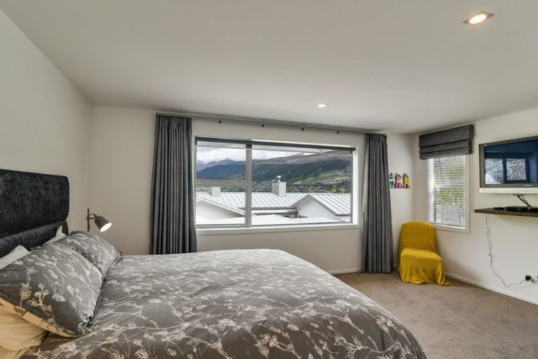 Photo of property in 14 Boyes Crescent, Frankton, Queenstown, 9300