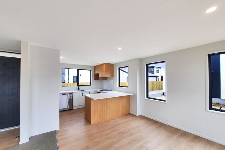 Photo of property in 60c Olliviers Road, Phillipstown, Christchurch, 8011