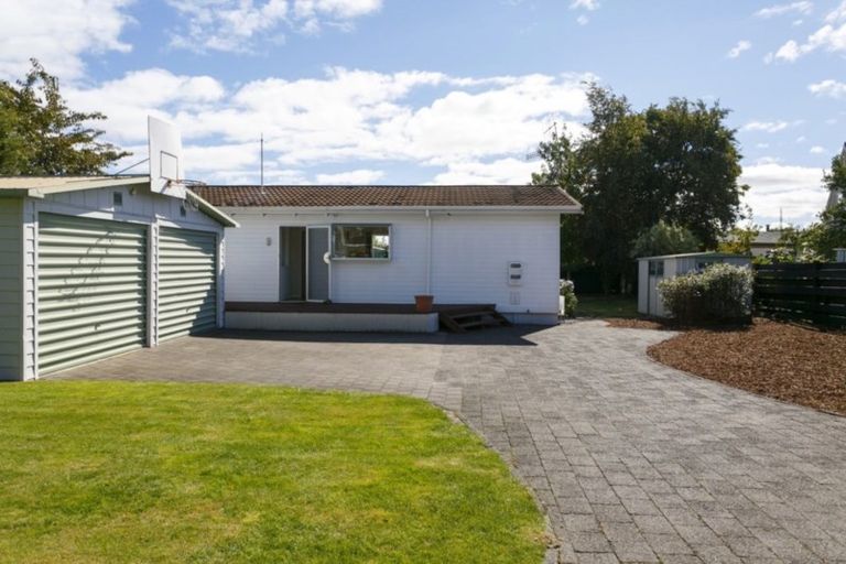 Photo of property in 4 Newberry Place, Richmond Heights, Taupo, 3330