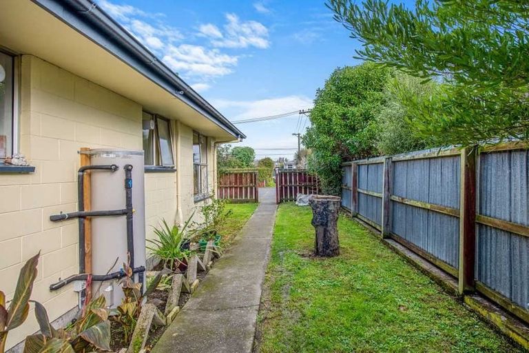 Photo of property in 4/25 Wildberry Street, Woolston, Christchurch, 8023