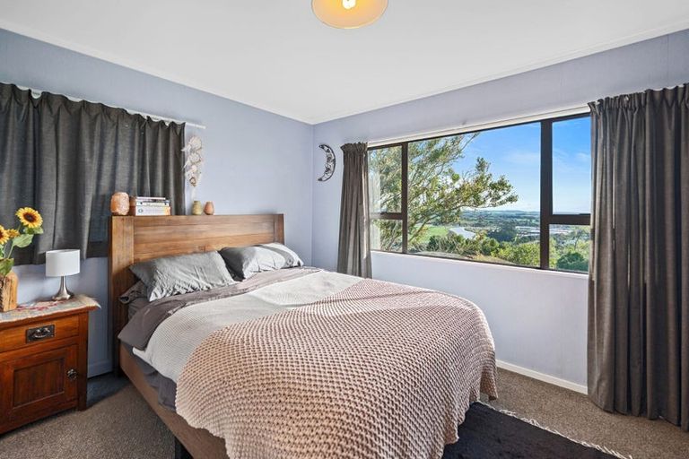 Photo of property in 70 Wishart Road, Helensville, 0800