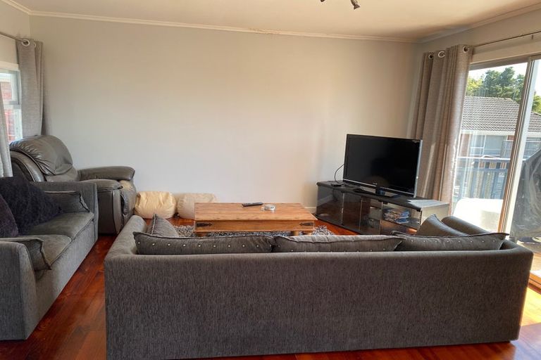 Photo of property in 115 Glengarry Road, Glen Eden, Auckland, 0602