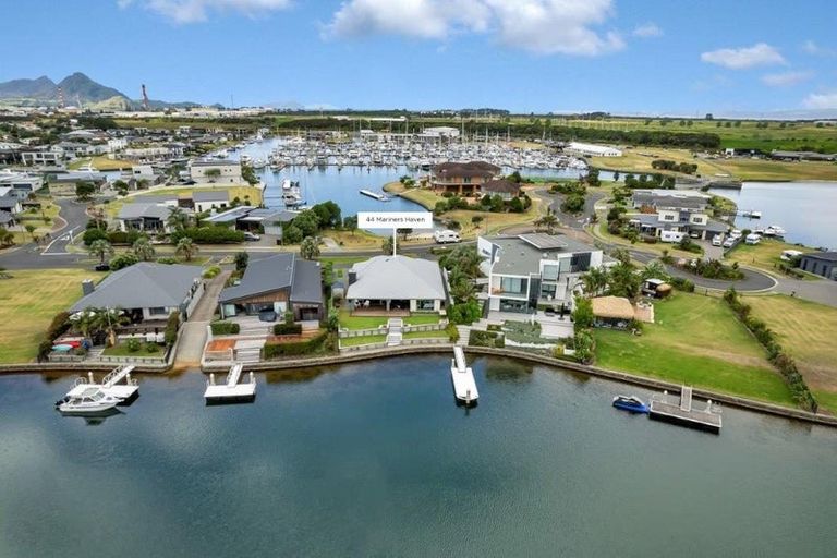 Photo of property in 44 Mariners Haven, One Tree Point, 0118
