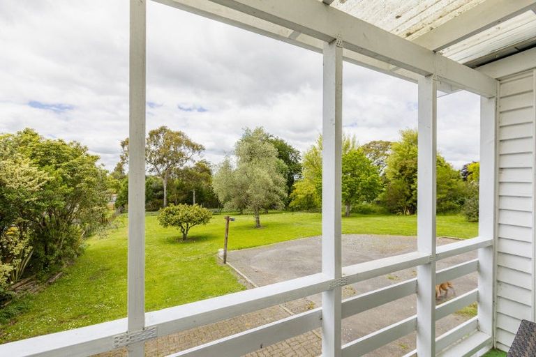 Photo of property in 31 Domain Road, Waipawa, 4210