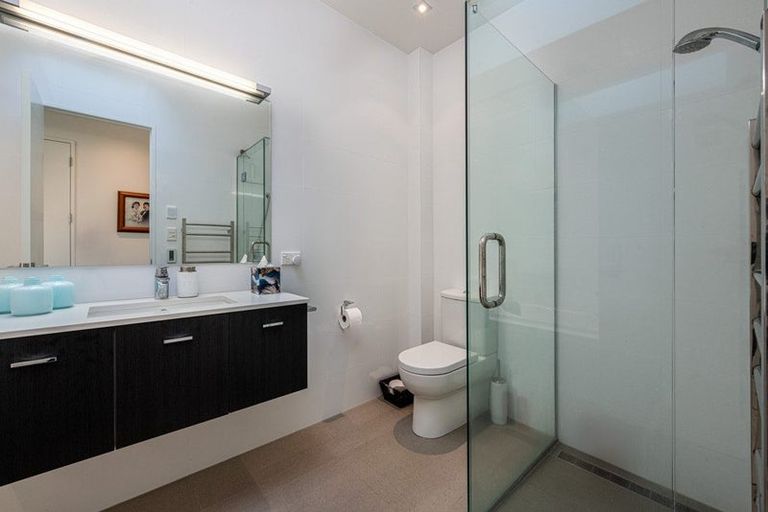 Photo of property in 103a Kowhai Road, Mairangi Bay, Auckland, 0630