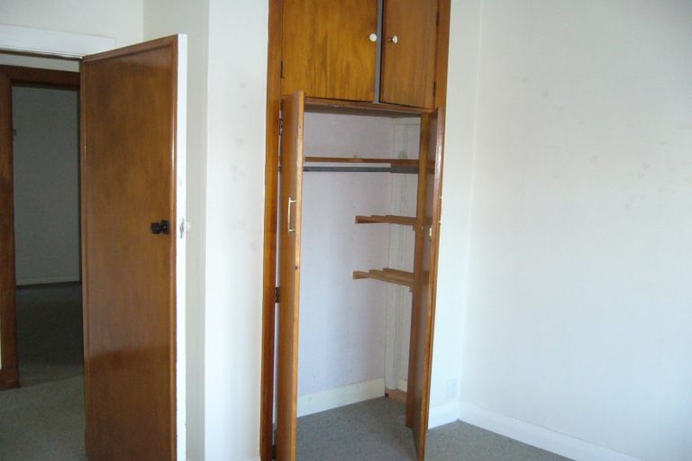 Photo of property in 20 Mckinley Crescent, Brooklyn, Wellington, 6021