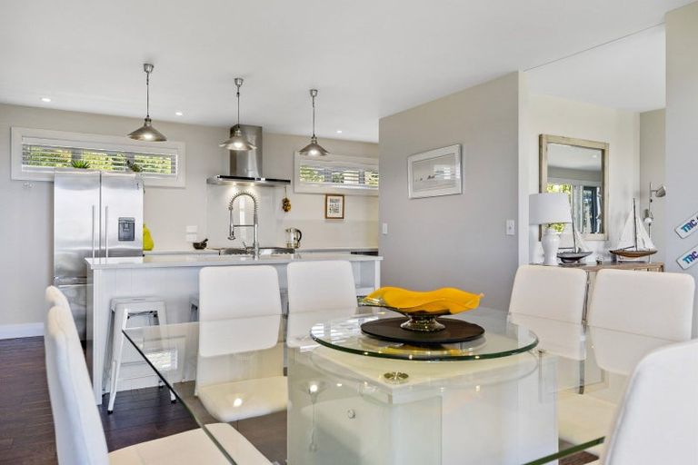 Photo of property in 35 Blue Ridge Drive, Acacia Bay, Taupo, 3385