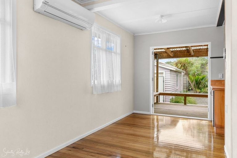 Photo of property in 2081 Paparoa Valley Road, Paparoa, 0571