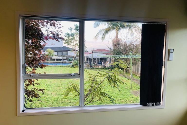 Photo of property in 24 Terry Street, Blockhouse Bay, Auckland, 0600