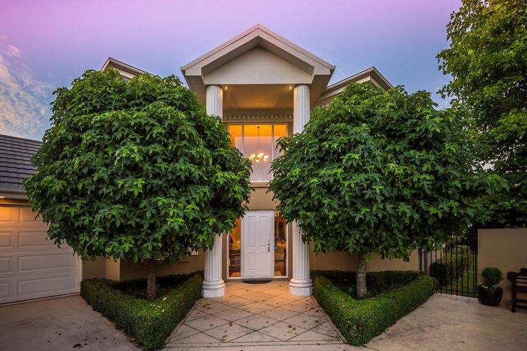 Photo of property in 6 Leabridge Mews, Harewood, Christchurch, 8051