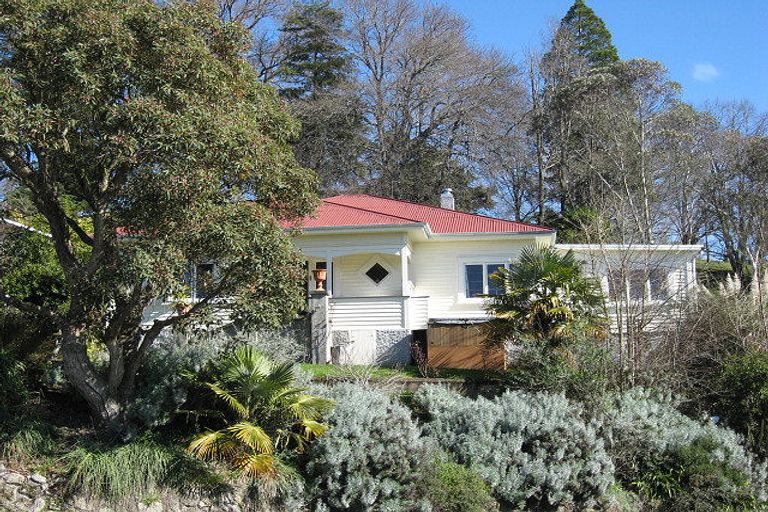 Photo of property in 10 Kitchener Street, Waipukurau, 4200