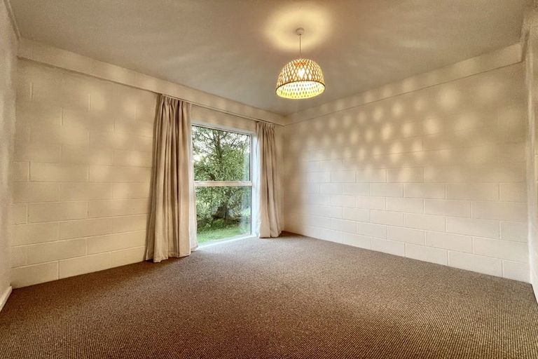 Photo of property in 1/1 Harland Street, Brooklyn, Wellington, 6021