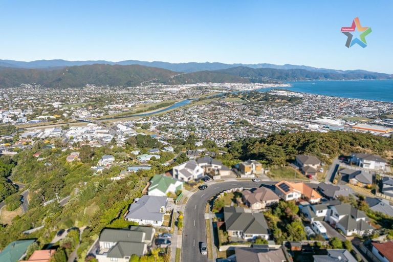 Photo of property in 87 Cypress Drive, Maungaraki, Lower Hutt, 5010