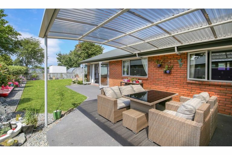 Photo of property in 28 Cedar Place, Rangiora, 7400