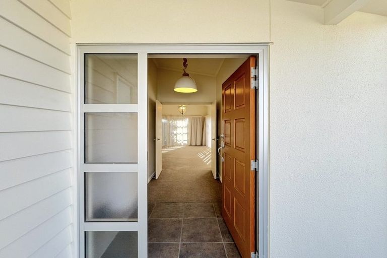 Photo of property in 50a Signal Street, Foxton Beach, Foxton, 4815