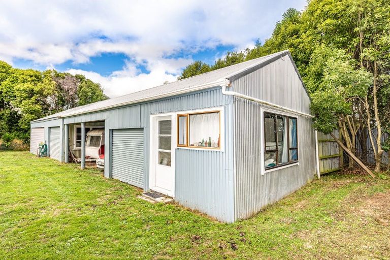 Photo of property in 30 Watt Livingstone Road, Westmere, Whanganui, 4574