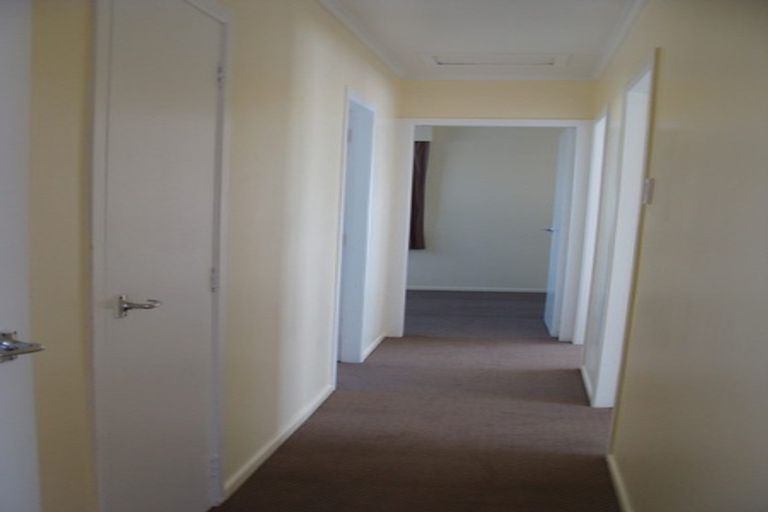 Photo of property in 43 Walworth Avenue, Pakuranga Heights, Auckland, 2010