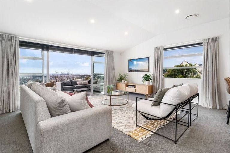 Photo of property in 4 Patchett Place, Cashmere, Christchurch, 8022