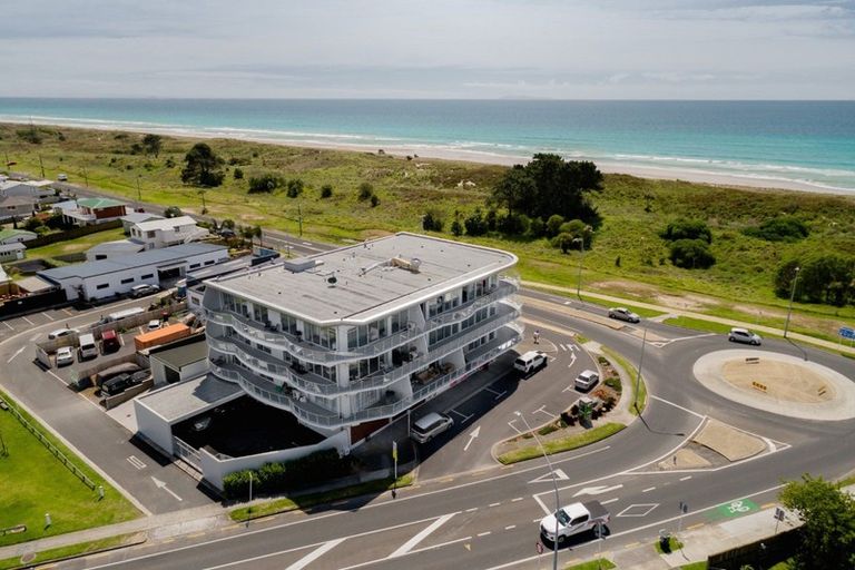 Photo of property in 10/898 Papamoa Beach Road, Papamoa Beach, Papamoa, 3118