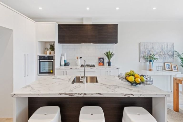 Photo of property in 26 Matairangi Avenue, Totara Heights, Auckland, 2105