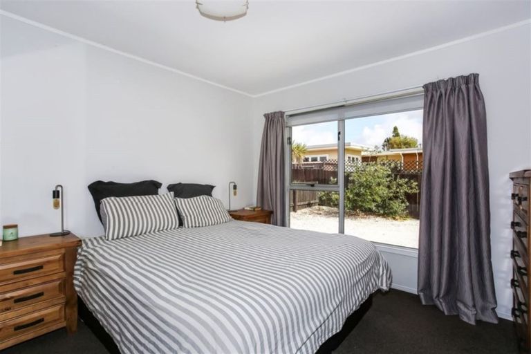 Photo of property in 12c Youngs Road, Papakura, 2110
