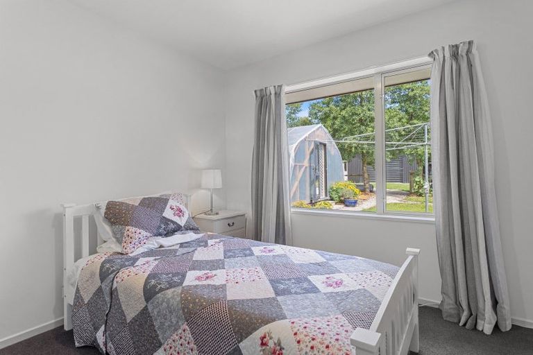 Photo of property in 70 Victoria Street, Oxford, 7430