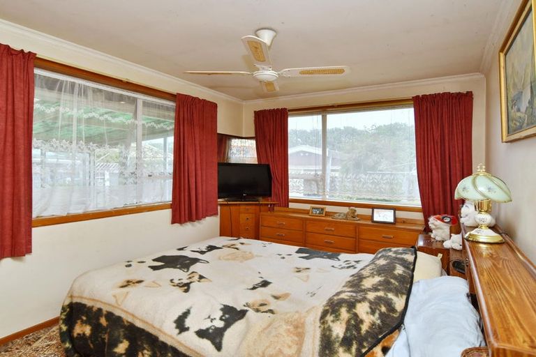 Photo of property in 40 Frensham Crescent, Woolston, Christchurch, 8062