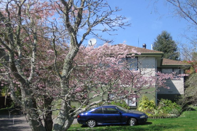 Photo of property in 30 Wychwood Crescent, Springfield, Rotorua, 3015