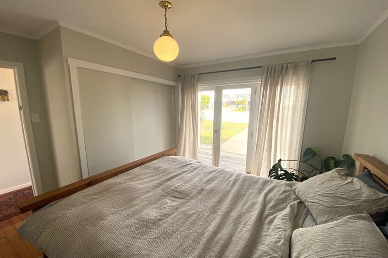 Photo of property in 12 Washington Avenue, Snells Beach, 0920