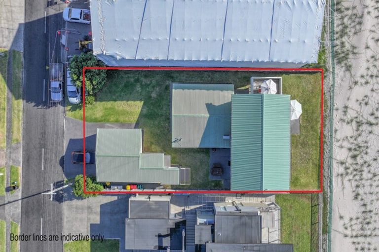 Photo of property in 106 Pohutukawa Crescent, Whangamata, 3620