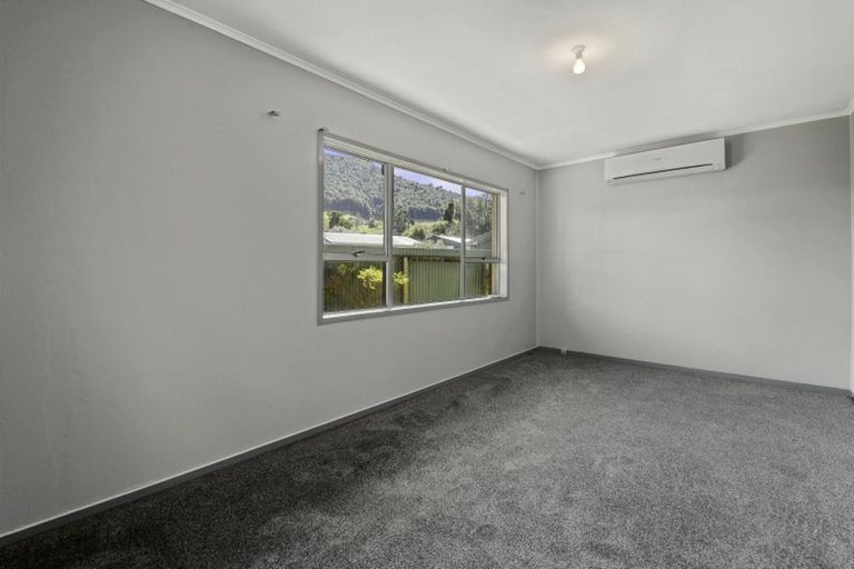 Photo of property in 16 Bay Grove, Pukehangi, Rotorua, 3015