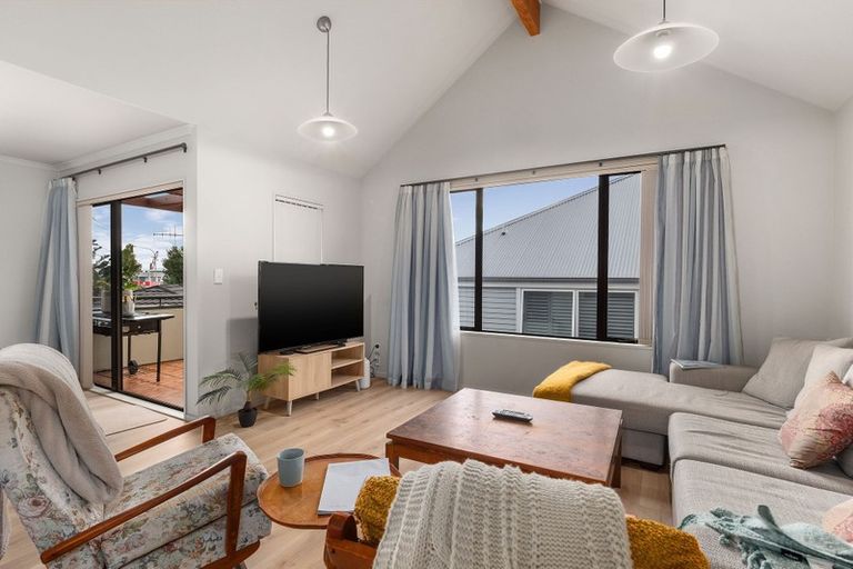 Photo of property in 5/364 Maunganui Road, Mount Maunganui, 3116