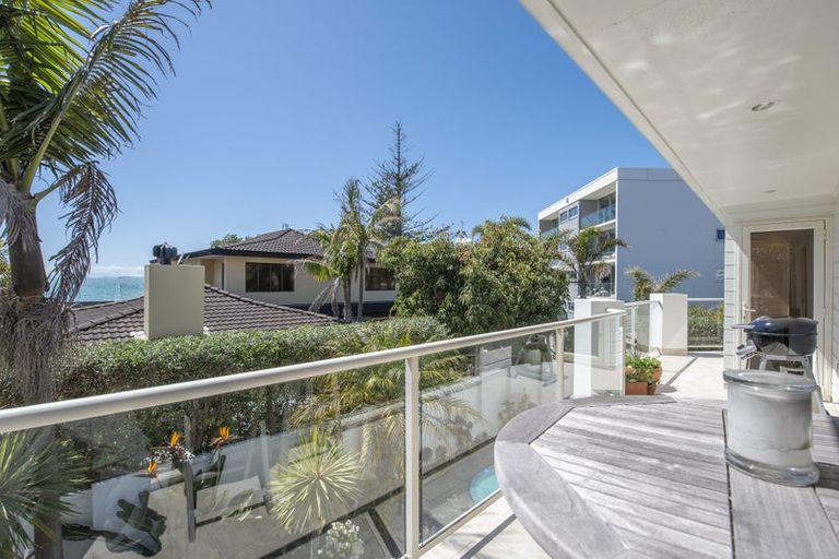 Photo of property in 5a Craig Road, Milford, Auckland, 0620