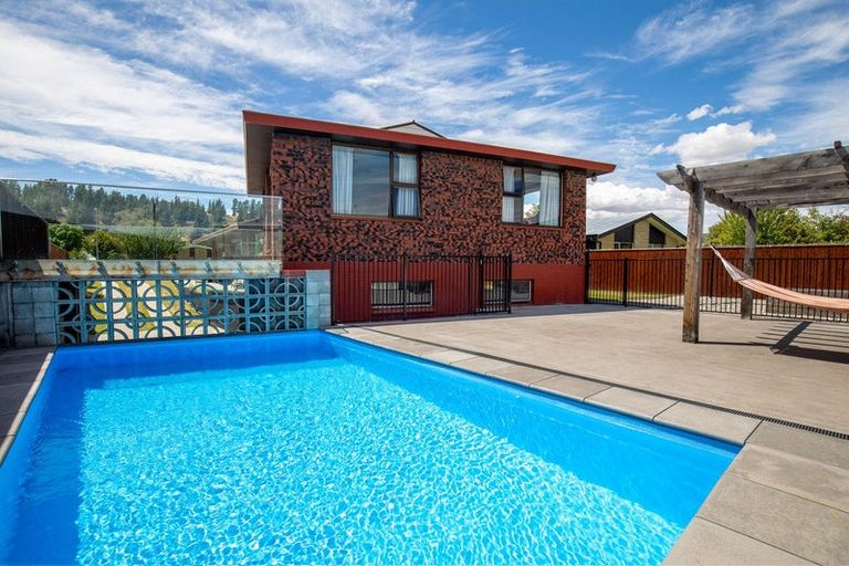 Photo of property in 18 Arnott Street, Alexandra, 9320